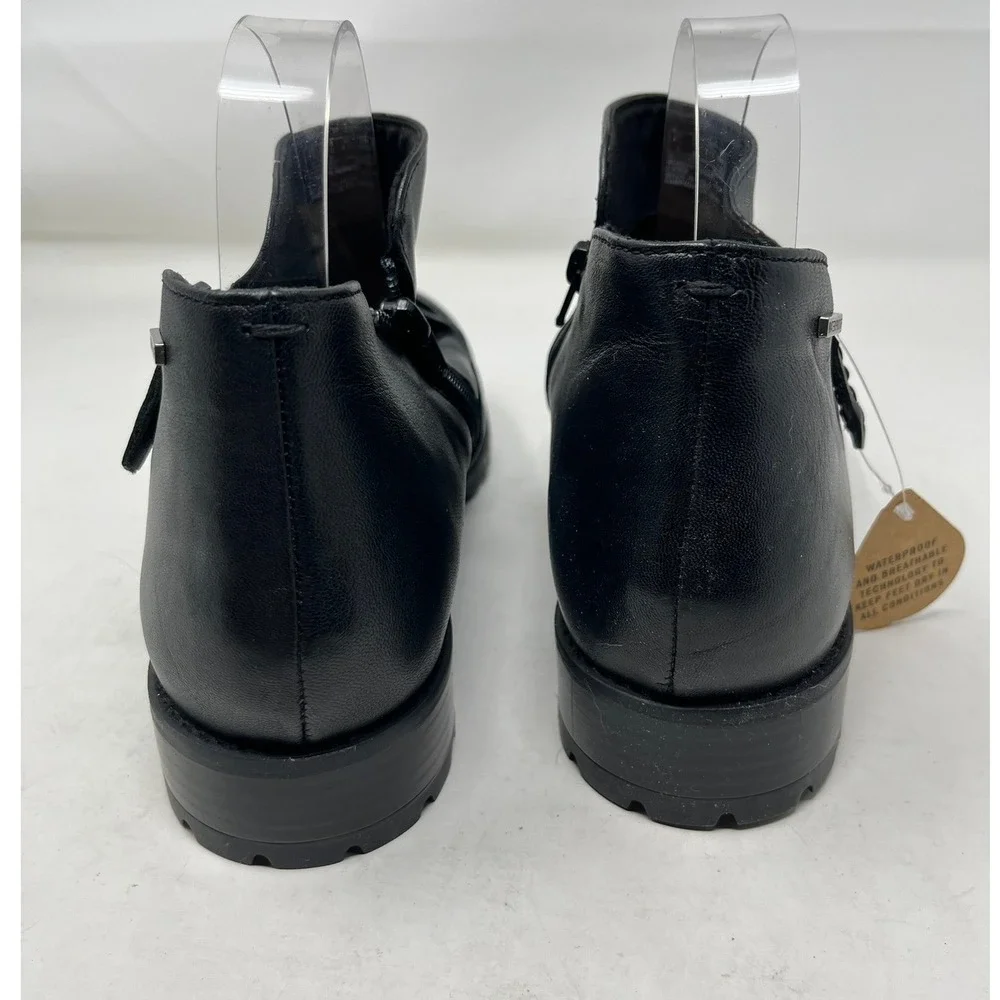 CLARKS Womens 10 Ankle Bootie Black Leather Waterproof Zipper Lug Sole